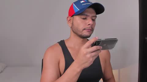 Snapshot of nate_ocean chatting on December 4, 2024, 12:52 am Nate Ocean online show from December 4, 2024, 12:52 am