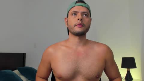 Snapshot of nate_ocean chatting on December 7, 2024, 9:50 am Nate Ocean online show from December 7, 2024, 9:50 am