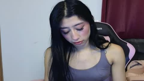 NATHALIA online show from April 26, 2026, 4:21 am