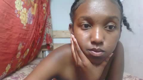 nathalia069 online show from April 24, 2026, 8:11 pm