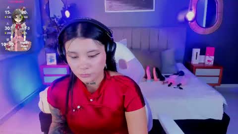 nathalia stone  online show from June 25, 2026, 5:23 am