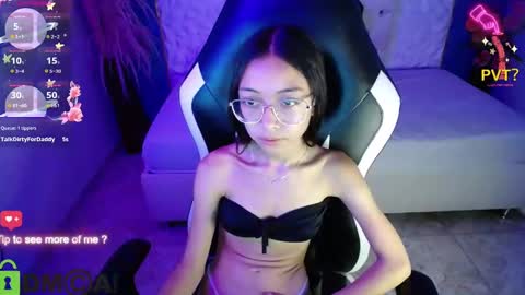 nathaliasweet_1_ online show from February 13, 2025, 2:42 pm
