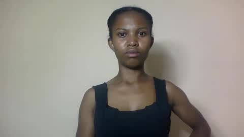 Snapshot of nathalie004 chatting on November 4, 2025, 5:06 am nathalie004 online show from November 4, 2025, 5:06 am