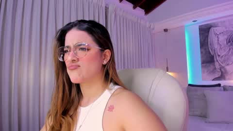 NATHALIE online show from April 18, 2026, 11:14 am