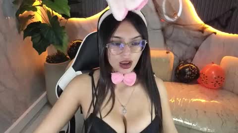 Snapshot of nathaly_tp chatting on October 31, 2025, 1:23 pm Nathy online show from October 31, 2025, 1:23 pm