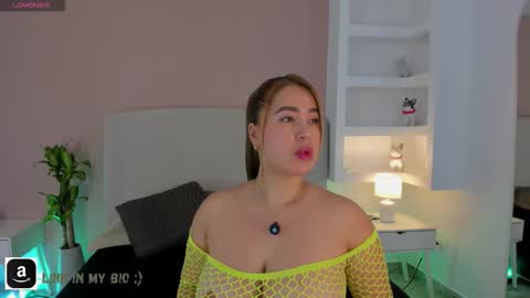 NATHALY  online show from March 27, 2026, 10:48 am