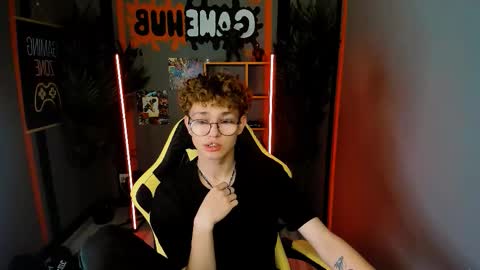 Snapshot of nathan_curl chatting on September 21, 2025, 11:34 am Nathan online show from September 21, 2025, 11:34 am