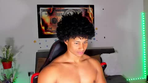 Snapshot of nathan_sexy247 chatting on February 19, 2026, 2:57 pm Nathan online show from February 19, 2026, 2:57 pm