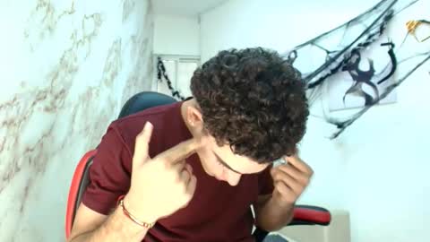 Snapshot of nathan_shimmer chatting on October 29, 2025, 12:29 pm nathan_shimmer online show from October 29, 2025, 12:29 pm