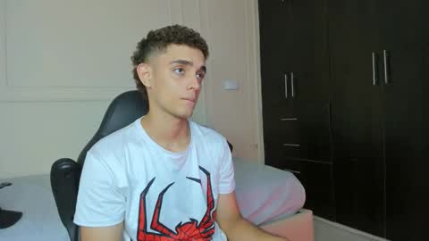 nathan_shimmer online show from February 6, 2026, 10:35 pm