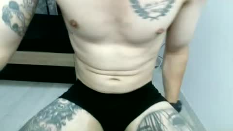 nathann92 online show from June 28, 2026, 4:02 pm