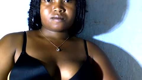 Snapshot of nathy02 chatting on January 24, 2025, 10:21 am Nathy online show from January 24, 2025, 10:21 am