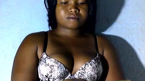 Snapshot of nathy02 chatting on February 25, 2025, 4:35 am Nathy online show from February 25, 2025, 4:35 am