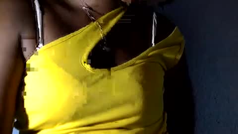 Snapshot of nathy02 chatting on March 11, 2025, 8:20 am Nathy online show from March 11, 2025, 8:20 am