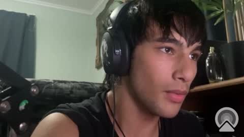 Snapshot of native_boy2 chatting on February 11, 2025, 5:26 am native_boy2 online show from February 11, 2025, 5:26 am