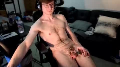 Snapshot of natmcktrash chatting on November 10, 2025, 8:52 pm Nat online show from November 10, 2025, 8:52 pm