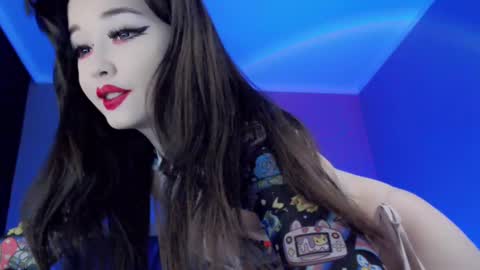 natsumi18 online show from February 16, 2025, 4:42 am