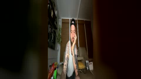 Nattidaddy online show from June 9, 2026, 3:29 am