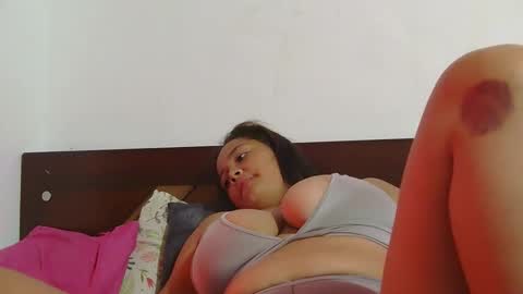 natalia online show from May 1, 2026, 12:10 pm