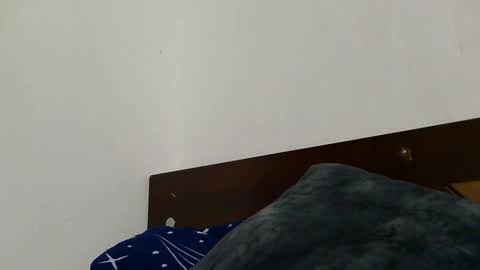 natalia online show from May 11, 2026, 2:39 am