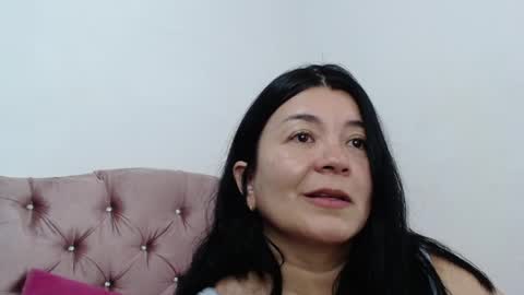 Snapshot of naturally_mature chatting on January 9, 2025, 7:21 am Sammy online show from January 9, 2025, 7:21 am