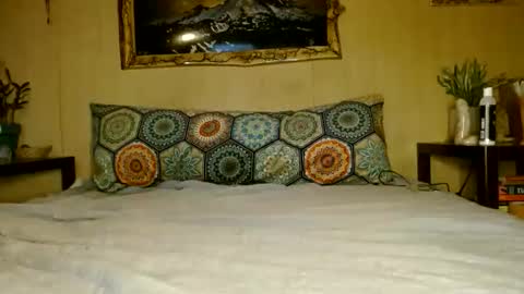 Snapshot of natureboundlovers chatting on January 12, 2026, 2:06 am natureboundlovers online show from January 12, 2026, 2:06 am