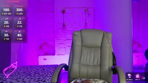 Snapshot of natuxxa chatting on July 7, 2026, 12:24 am natuxxa online show from July 7, 2026, 12:24 am