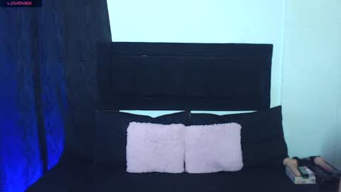 naty_cami_ online show from January 31, 2025, 10:10 pm