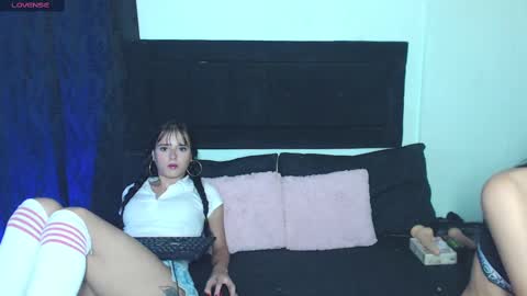 naty_cami_ online show from March 8, 2025, 3:17 am