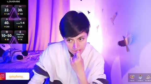 Snapshot of naty_lux19 chatting on October 19, 2025, 8:37 am Fernanda online show from October 19, 2025, 8:37 am