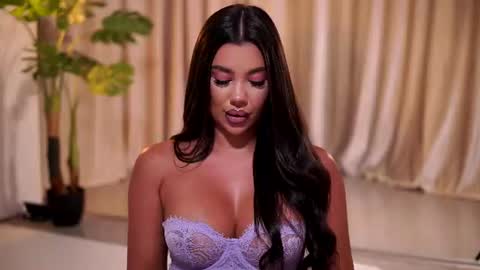 Naty online show from July 22, 2026, 7:27 pm
