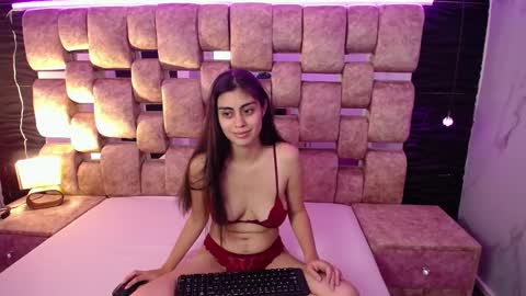 Snapshot of natyyalex chatting on November 10, 2025, 7:24 pm Naty y Alex online show from November 10, 2025, 7:24 pm