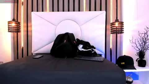 Snapshot of natzuki_ chatting on January 19, 2026, 11:03 am natzuki_ online show from January 19, 2026, 11:03 am