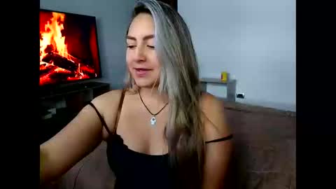 Natalia online show from February 5, 2026, 10:25 pm