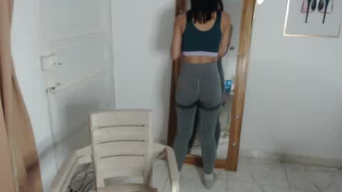 Stella Mcqueen online show from April 16, 2026, 12:50 pm