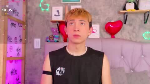 Snapshot of naughty__chris chatting on February 20, 2026, 1:11 pm Christopher Chris online show from February 20, 2026, 1:11 pm