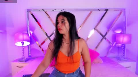 Snapshot of naughty__sara chatting on October 15, 2025, 11:32 am SARA online show from October 15, 2025, 11:32 am