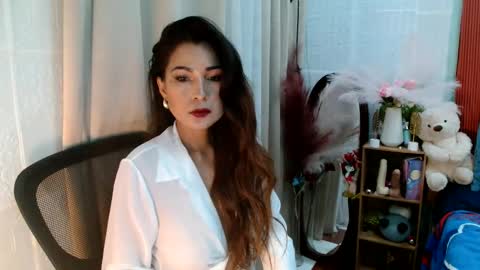Jelay online show from June 4, 2026, 7:42 pm