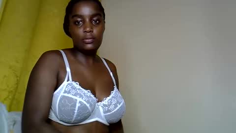 Snapshot of naughty_booby chatting on May 27, 2026, 2:30 am Bettybooby online show from May 27, 2026, 2:30 am