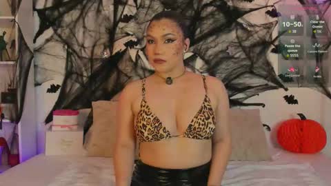Snapshot of naughty_fun_room chatting on October 28, 2025, 11:07 pm HAPPY HOUR online show from October 28, 2025, 11:07 pm