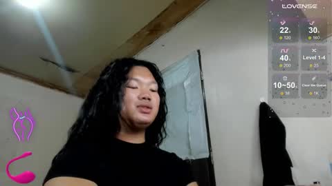 KATE online show from September 19, 2025, 5:57 pm