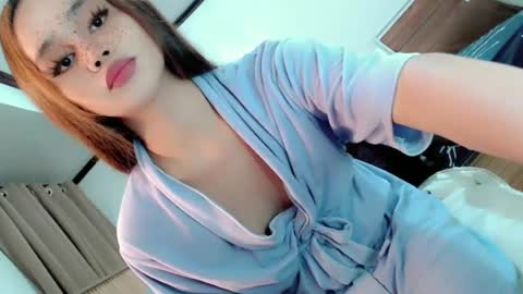 Snapshot of naughtybella_ chatting on June 15, 2026, 8:33 pm bella online show from June 15, 2026, 8:33 pm