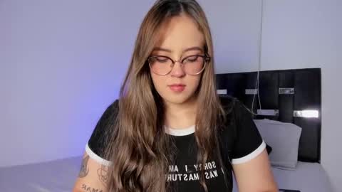 Snapshot of naughtycurvybbx chatting on October 7, 2025, 4:53 am LANAindependent model online show from October 7, 2025, 4:53 am