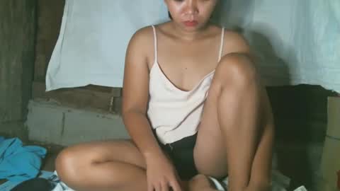 Snapshot of naughtycuttieangel chatting on March 18, 2026, 5:38 pm naughtycuttieangel online show from March 18, 2026, 5:38 pm