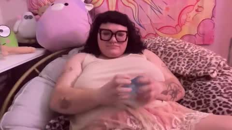 Snapshot of naughtygirl637100 chatting on November 30, 2025, 11:53 pm Naughty Girl online show from November 30, 2025, 11:53 pm