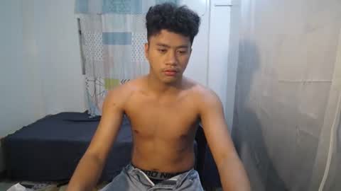 Snapshot of naughtyhot_star19 chatting on July 11, 2026, 1:30 am today is my birthday i hope i try yehaa for my fisrtime ever and i am waiting for pvt bby online show from July 11, 2026, 1:30 am