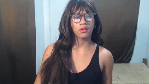 Snapshot of naughtyhot_star19 chatting on July 18, 2026, 1:43 am today is my birthday i hope i try yehaa for my fisrtime ever and i am waiting for pvt bby online show from July 18, 2026, 1:43 am