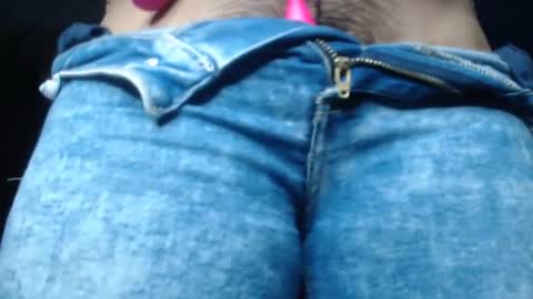 Snapshot of naughtyhotsquirt chatting on February 17, 2025, 5:10 pm Kimberly online show from February 17, 2025, 5:10 pm