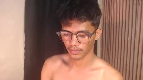 Snapshot of naughtyjosh_ chatting on January 16, 2026, 3:05 pm Josh online show from January 16, 2026, 3:05 pm