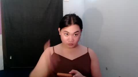 Pretty Luna online show from July 12, 2026, 9:22 am